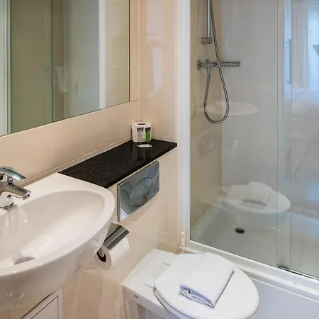 Apartment Fitzwilliam Point *