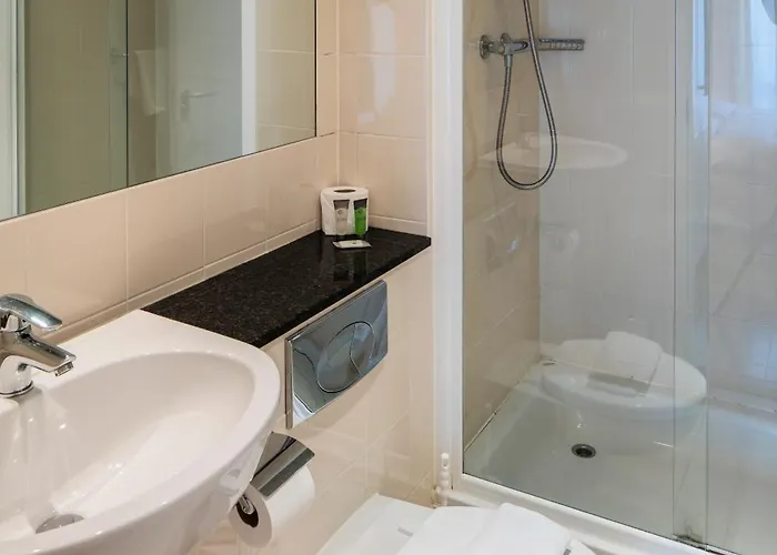 Apartment Fitzwilliam Point *