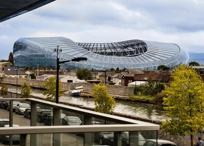 Fitzwilliam Point Apartment