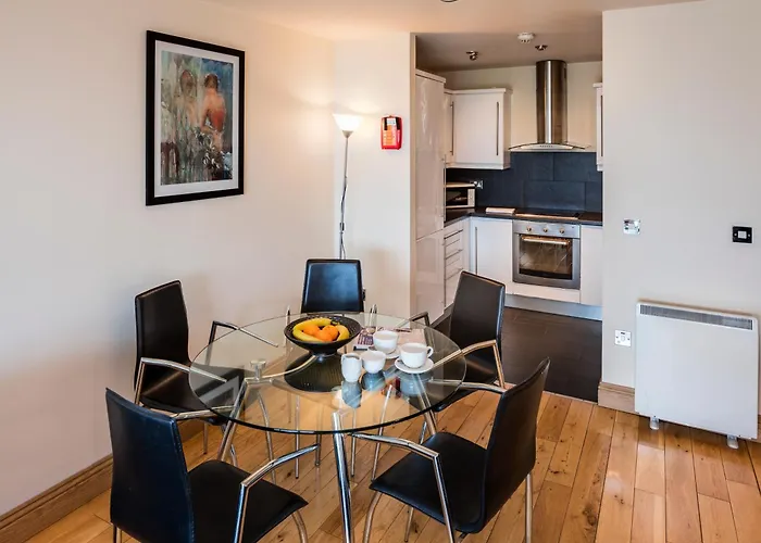 Apartment Fitzwilliam Point